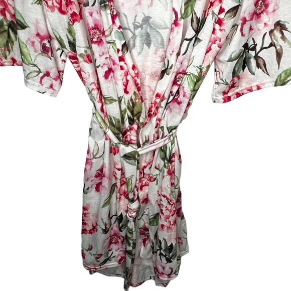 Show Me Your Mumu‎ Floral Robe - Picture 2 of 6